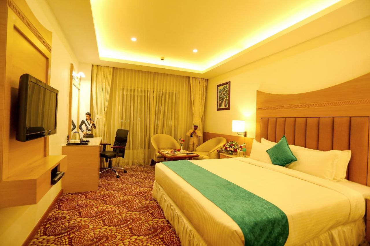 Sivaraj Inn Салем Экстерьер фото