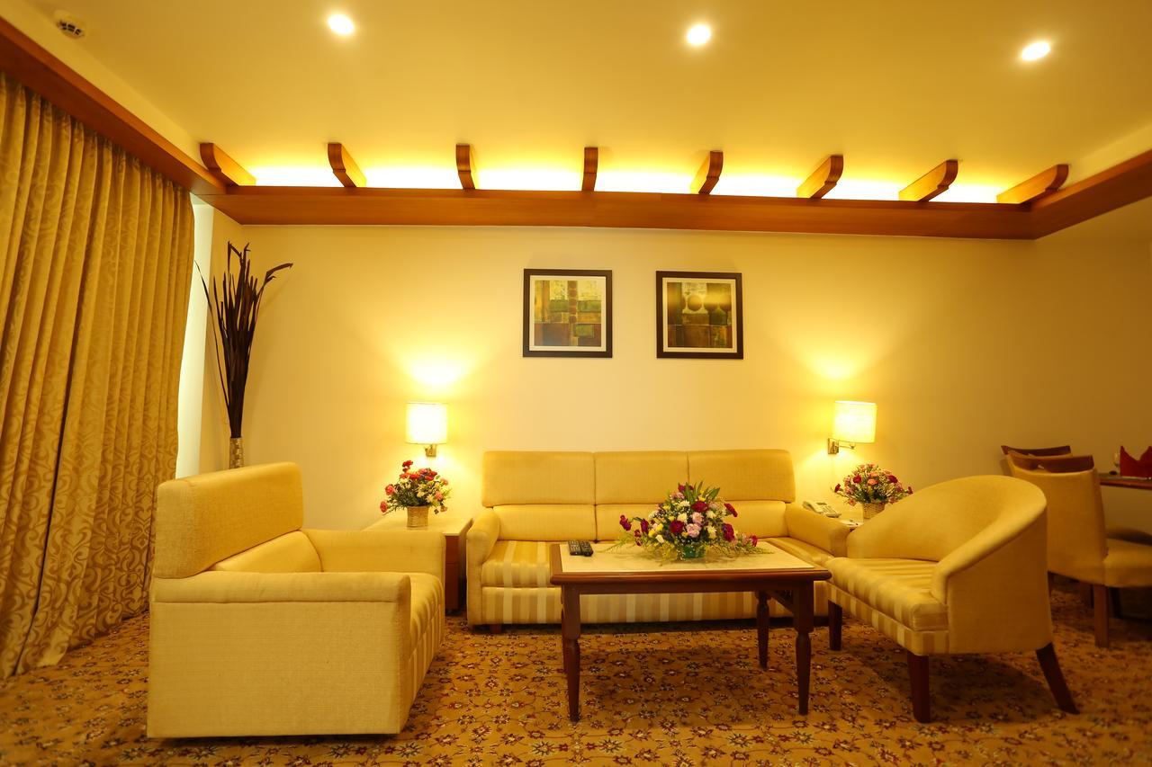 Sivaraj Inn Салем Экстерьер фото