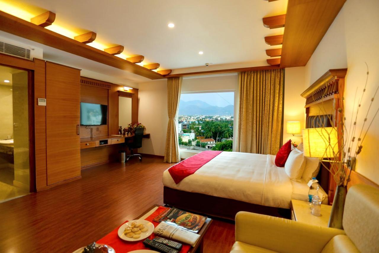 Sivaraj Inn Салем Экстерьер фото